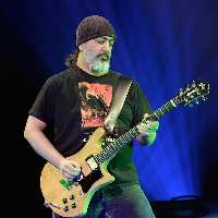 Kim Thayil: Soundgarden бачкат здраво върху нови неща Kim Thayil: Soundgarden бачкат здраво върху нови неща